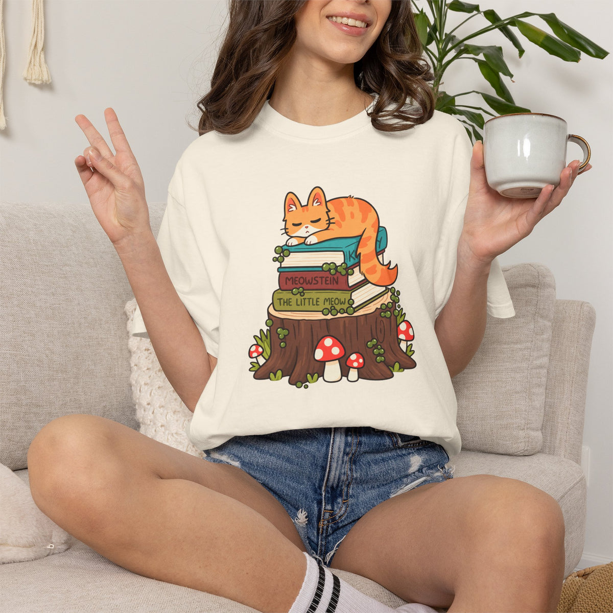Bookish Cat T-Shirt